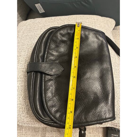 John A Brown Women's Black Genuine Leather Crossbody Old Money Bag Adjustable - Picture 7 of 9